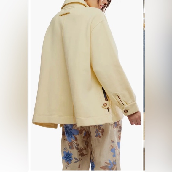 NWTFree People We The Free Alexa Sweatshirt in the color 'Flan - small - Picture 2 of 9